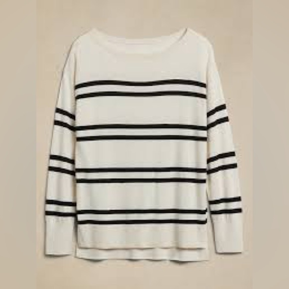 Women’s Banana Republic Forever Horizontal Stripped Sweater